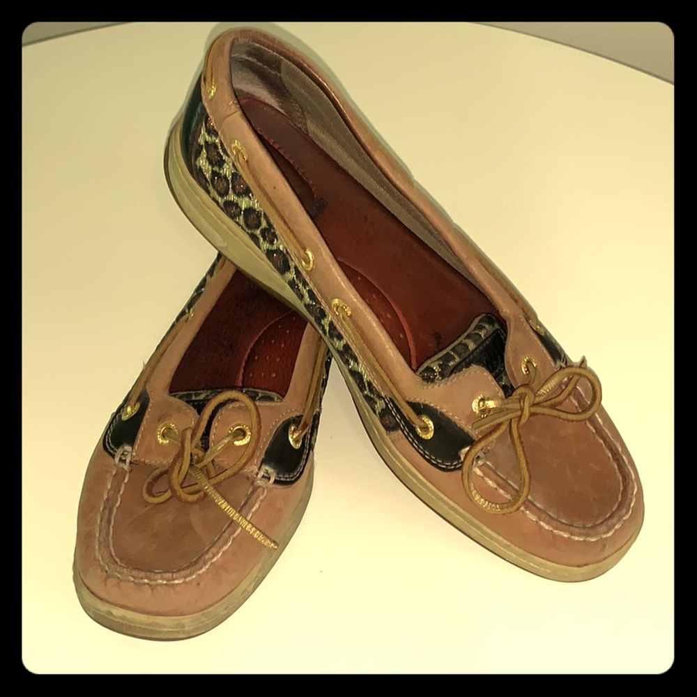 Glittery, Leopard Sperrys